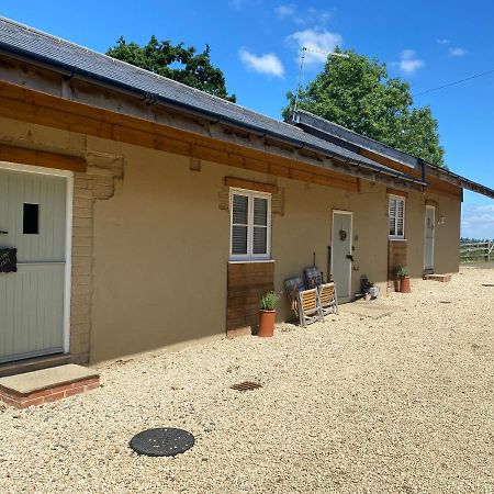 Spring Hill Cottages Towcester Εξωτερικό φωτογραφία